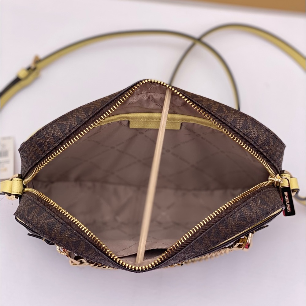 Michael Kors JSI EW Zip Chain Crossbody Buttercup - Picture 8 of 10